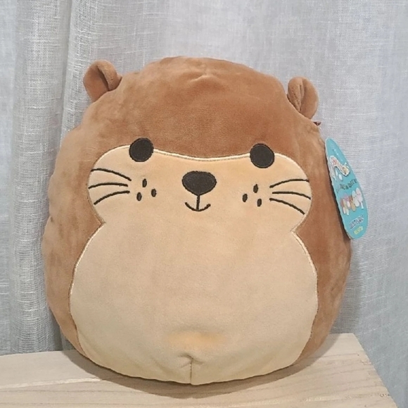 squishmallows joanne the otter plush